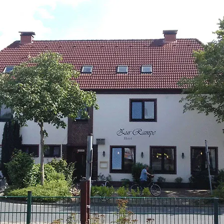 Hotell Zur Rampe 3*